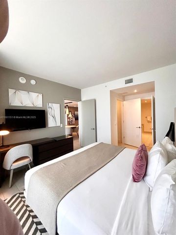 4010 S Ocean Dr R2407, Hollywood, FL 33019