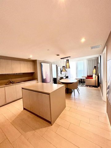 4010 S Ocean Dr R2407, Hollywood, FL 33019