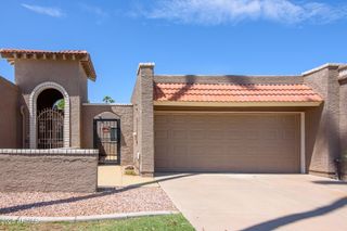 25228 S MOHAWK Drive, Sun Lakes, AZ 85248