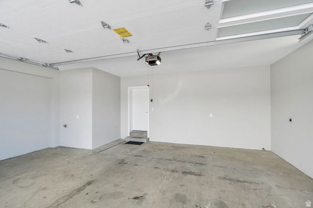 7045 S 300 E, Midvale, UT 84047