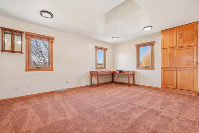 8603 S Melrose DRIVE, Oak Creek, WI 53154