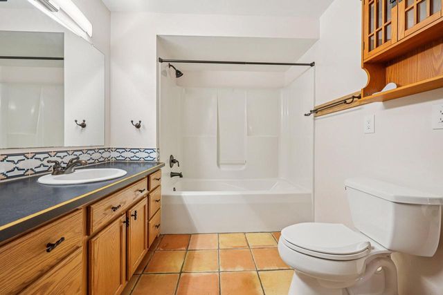 8603 S Melrose DRIVE, Oak Creek, WI 53154