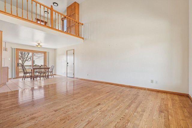 8603 S Melrose DRIVE, Oak Creek, WI 53154