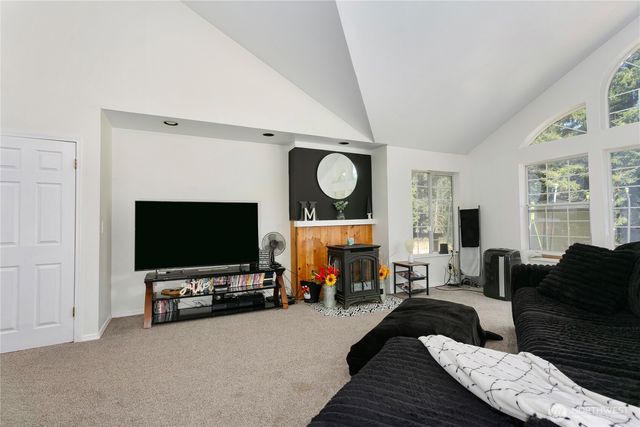 6807 345th Street S, Roy, WA 98580