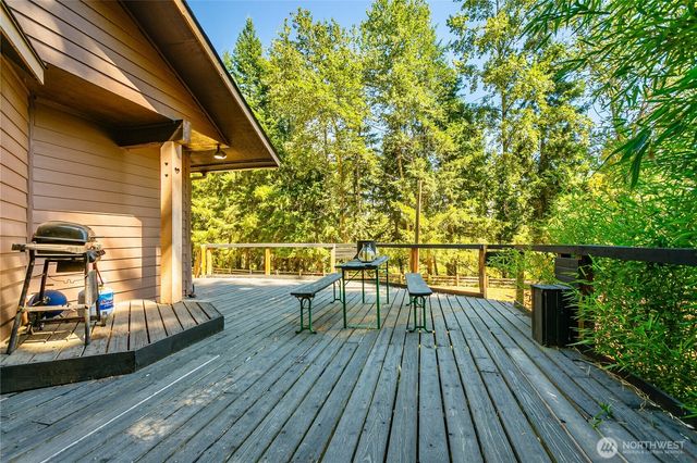 6807 345th Street S, Roy, WA 98580