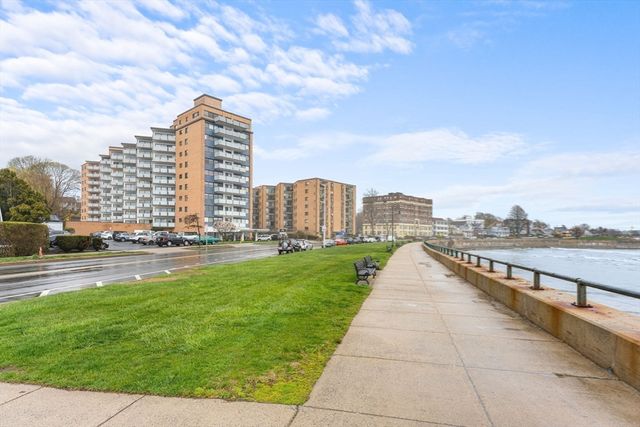 300 Lynn Shore Dr 210, Lynn, MA 01902