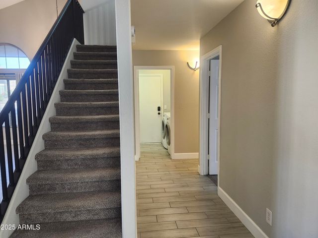 15846 S 17TH Lane, Phoenix, AZ 85045