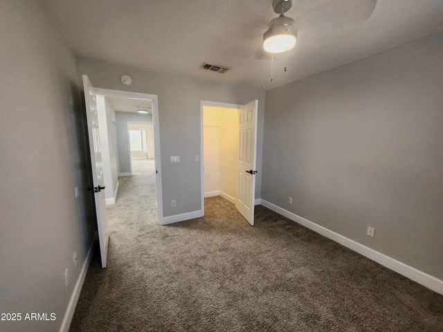 15846 S 17TH Lane, Phoenix, AZ 85045