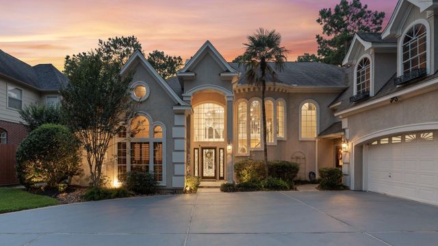 162 N Taylor Point Drive, The Woodlands, TX 77382