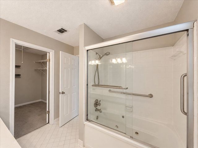 716 N WALNUT WOODS CV, Cordova, TN 38018