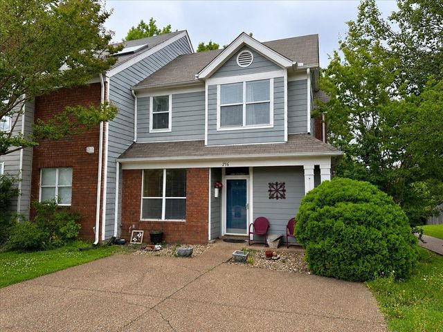 716 N WALNUT WOODS CV, Cordova, TN 38018