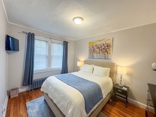 169 Kent St 3, Brookline, MA 02446