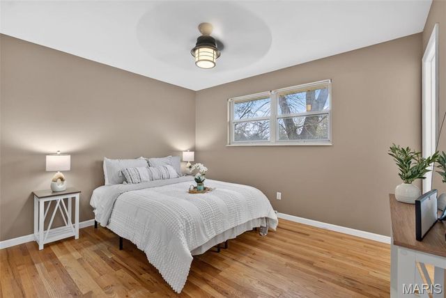 520 Rebecca Drive, St Charles, MO 63301