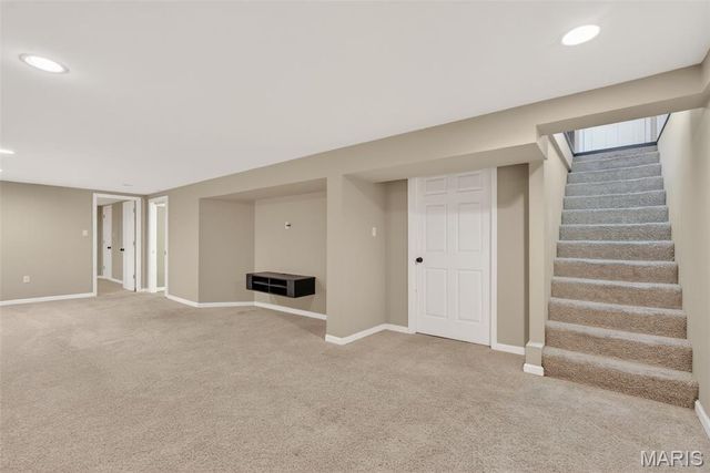 520 Rebecca Drive, St Charles, MO 63301