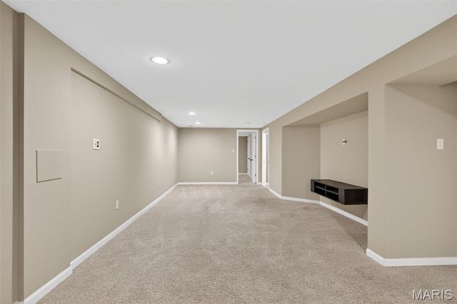 520 Rebecca Drive, St Charles, MO 63301