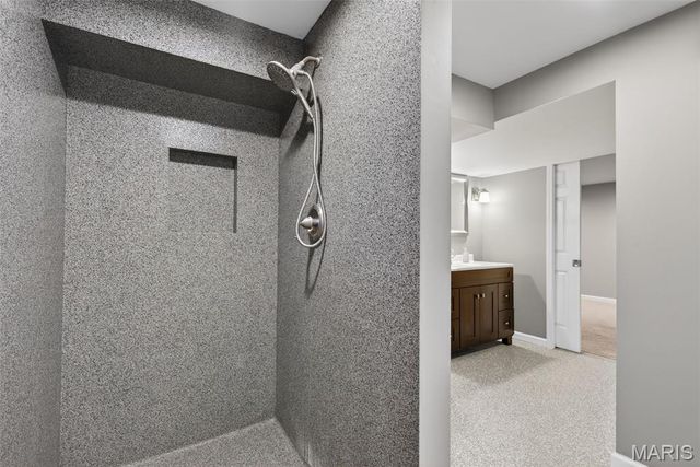 520 Rebecca Drive, St Charles, MO 63301