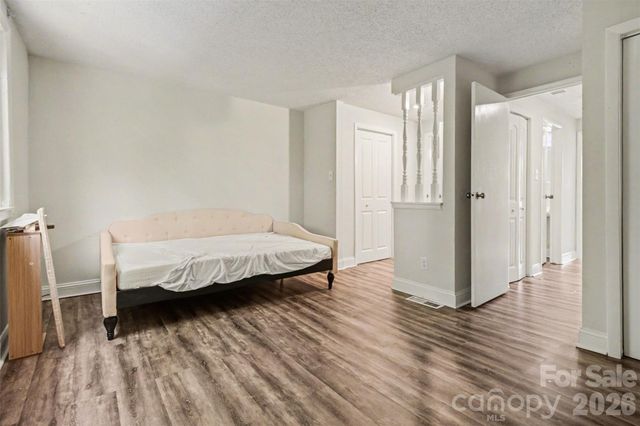 7609 Holly Grove Court, Charlotte, NC 28227