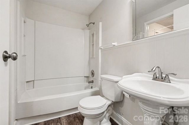 7609 Holly Grove Court, Charlotte, NC 28227