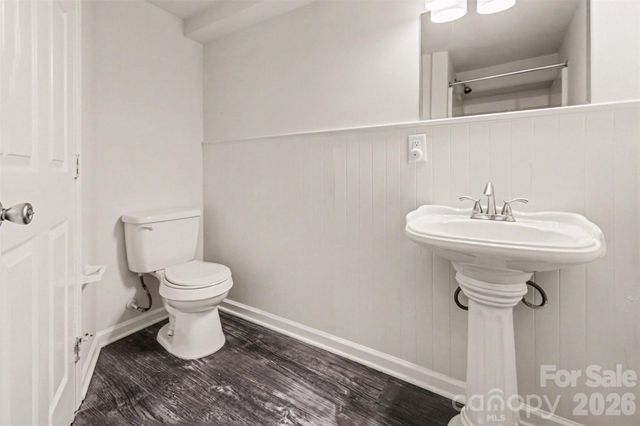 7609 Holly Grove Court, Charlotte, NC 28227