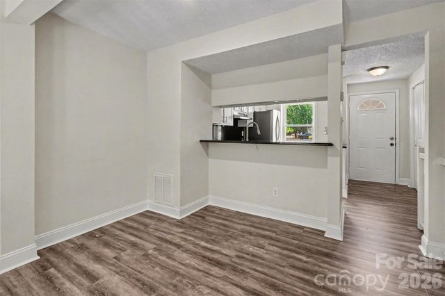 7609 Holly Grove Court, Charlotte, NC 28227