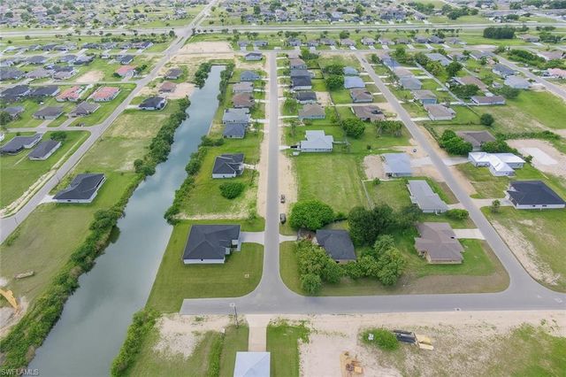 1321 19th TER, Cape Coral, FL 33909