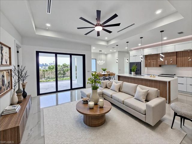 1321 19th TER, Cape Coral, FL 33909