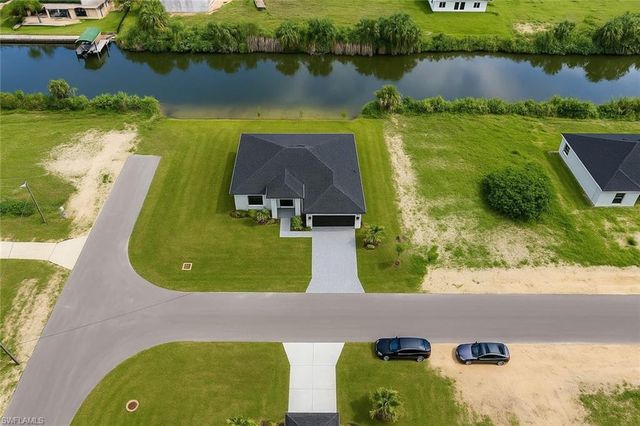 1321 19th TER, Cape Coral, FL 33909