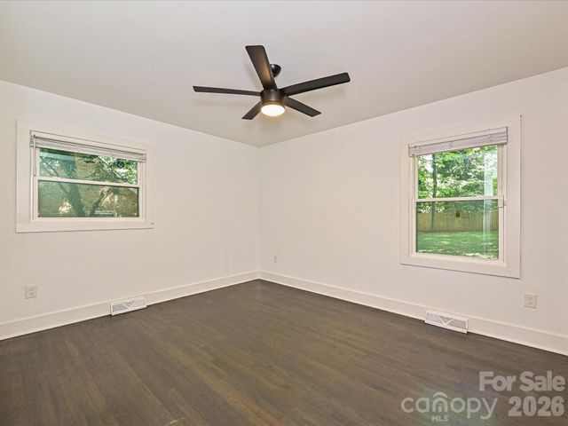 5623 Ruth Drive, Charlotte, NC 28215