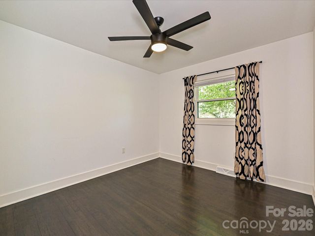 5623 Ruth Drive, Charlotte, NC 28215