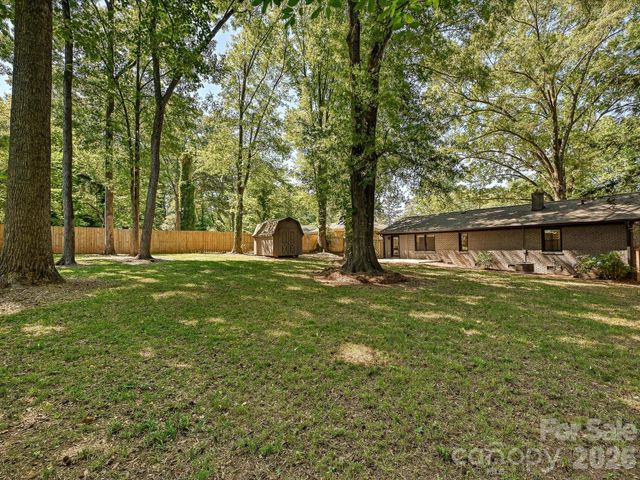 5623 Ruth Drive, Charlotte, NC 28215