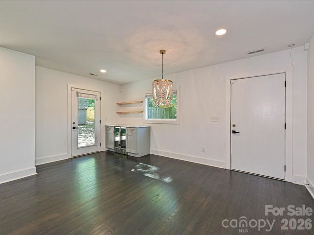 5623 Ruth Drive, Charlotte, NC 28215