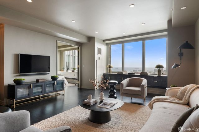 765 Market Street 32H, San Francisco, CA 94103