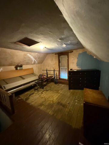 204 S Graceland Avenue, Claypool, IN 46510