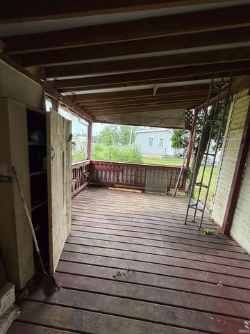 204 S Graceland Avenue, Claypool, IN 46510