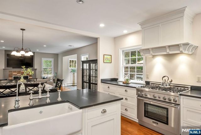 605 E Saddle River Road, Ho-ho-kus, NJ 07423