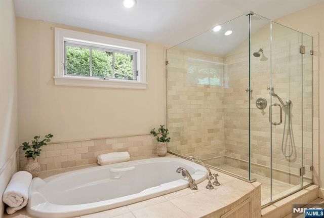 605 E Saddle River Road, Ho-ho-kus, NJ 07423