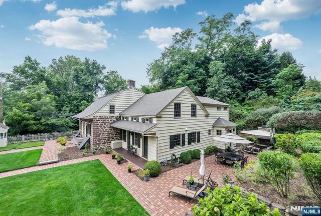 605 E Saddle River Road, Ho-ho-kus, NJ 07423