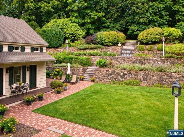 605 E Saddle River Road, Ho-ho-kus, NJ 07423