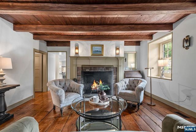 605 E Saddle River Road, Ho-ho-kus, NJ 07423