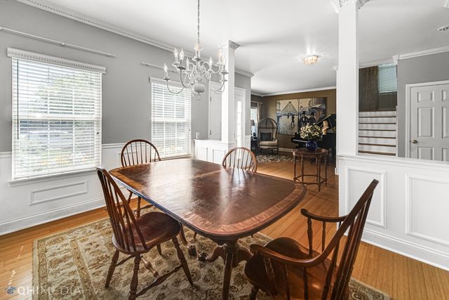 88 Stable Way, Lindenhurst, IL 60046