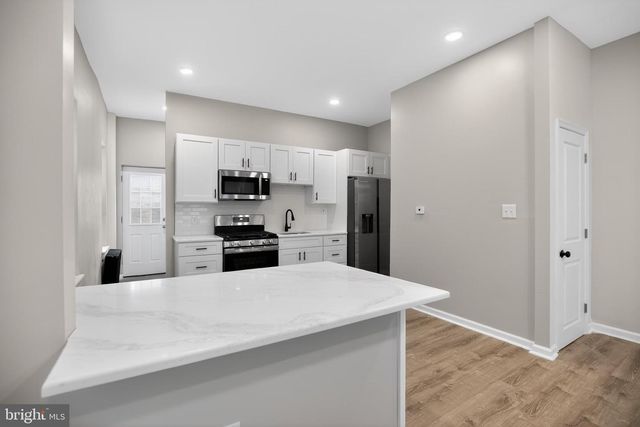 226 E SYDNEY ST, Philadelphia, PA 19119