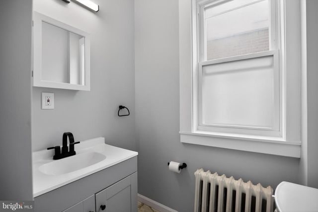 226 E SYDNEY ST, Philadelphia, PA 19119