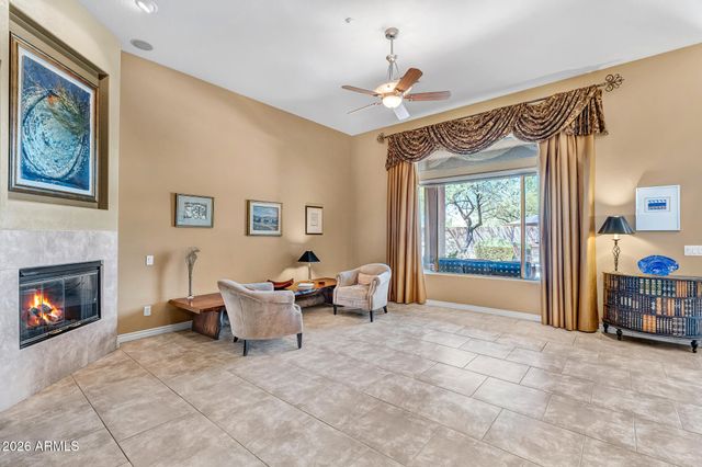 40814 N LONG LANDING Court, Phoenix, AZ 85086