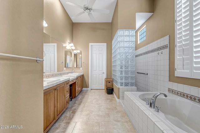 40814 N LONG LANDING Court, Phoenix, AZ 85086