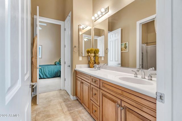 40814 N LONG LANDING Court, Phoenix, AZ 85086
