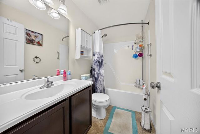 1609 Spring Mill Drive, Wentzville, MO 63385
