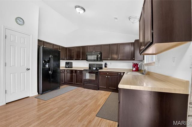 1609 Spring Mill Drive, Wentzville, MO 63385