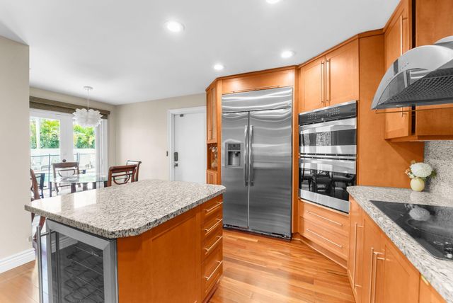 7036 San Sebastian Circle, Boca Raton, FL 33433