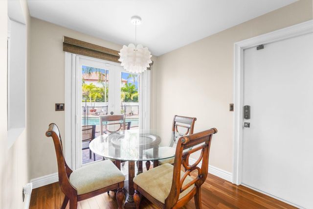 7036 San Sebastian Circle, Boca Raton, FL 33433