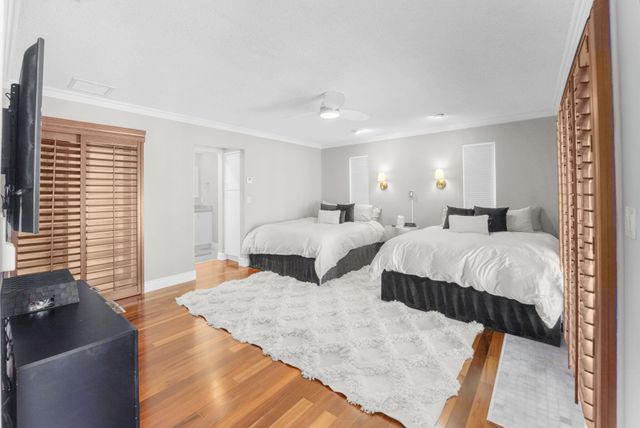 7036 San Sebastian Circle, Boca Raton, FL 33433